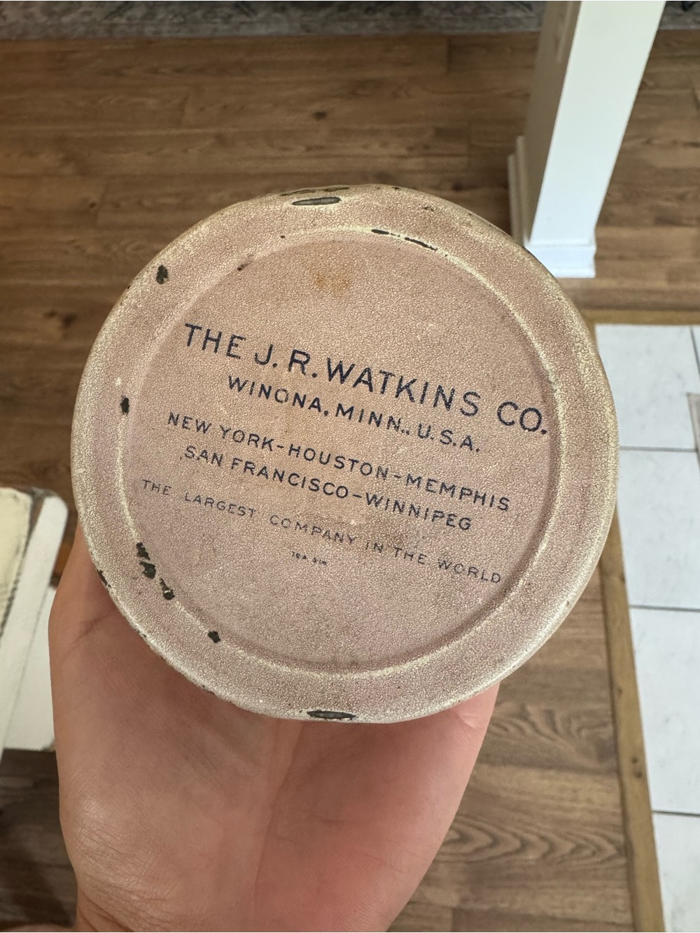 The J.R. Watkins Co. Round Tin Lid in Pale Pink